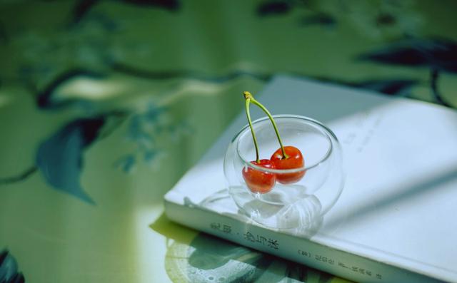 原创4月10日11日12星座运势 巨蟹座有偏财运 水瓶座工作遇质疑 每日头条